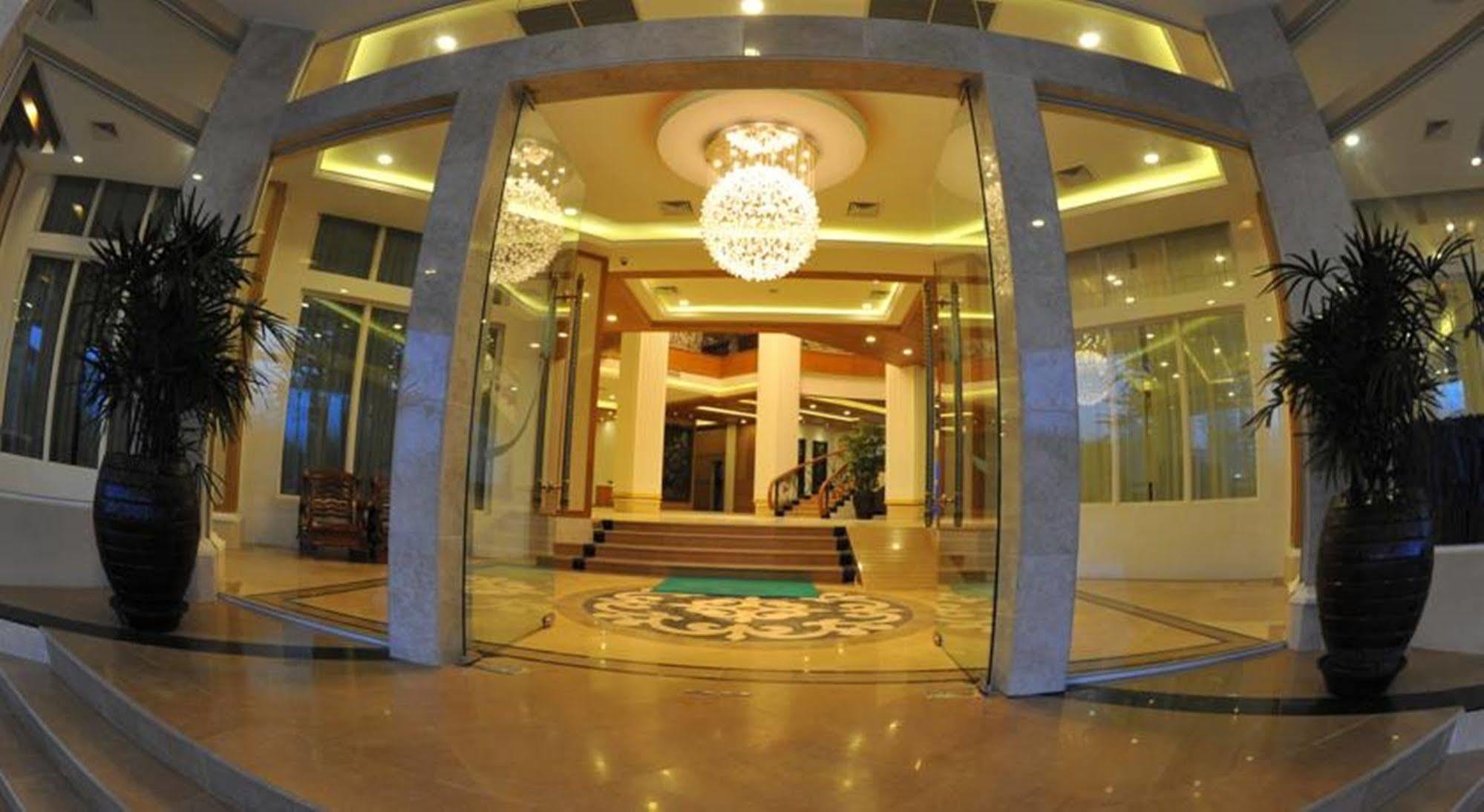 Hotel Hazel Mandalay Exterior foto
